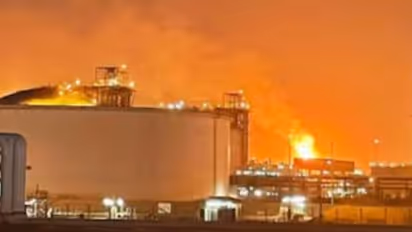 w 412h 232croprect 0x0x1280x720imgid 01kvpzm51h2g6yst8rq20c8bqyimgname explosion at qatar s ras laffan 1782109049905