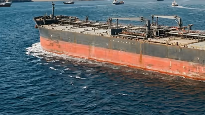 w 412h 232croprect 0x1x1280x719imgid 01kwx8p4jenqhaz351kh9yj858imgname strait of hormuz oil tanker attacked 1783393620558