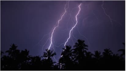 w 412h 232croprect 1x0x1278x718imgid 01k7q032zxd9kkdnn40xdn222pimgname kerala rain 1760634702845