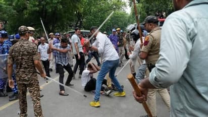 w 412h 232imgid 01ky48b512gv85f148gdz09e10imgname supreme court cjp protest delhi police lathicharge neet protest pil jantar mantar 1784701883426