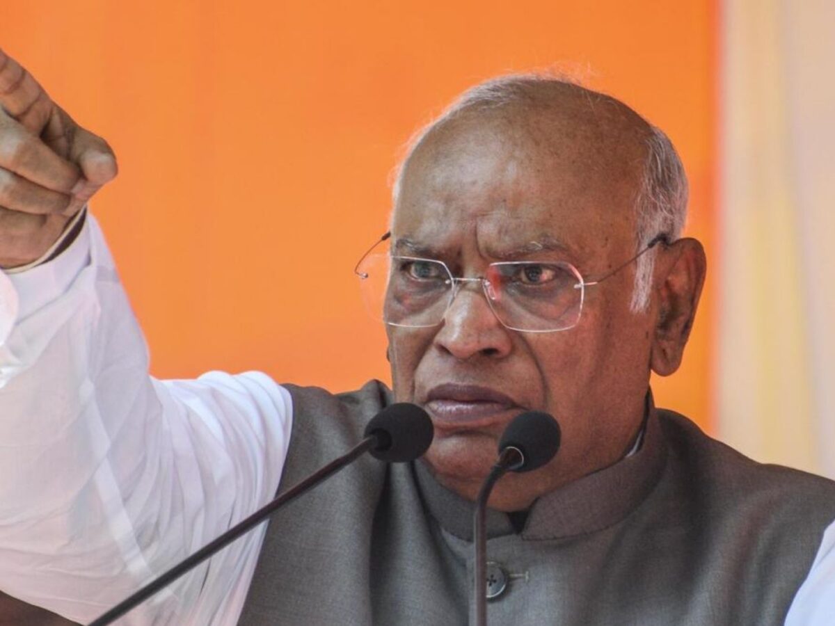 ഖാർഗെ പ്രസംഗിച്ച വേദിയിൽ നടന്ന ശുദ്ധീകരണ ചടങ്ങിനെ ന്യായീകരിച്ച് കേന്ദ്ര സഹമന്ത്രി 