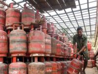 ഗാർഹിക പാചക വാതക വിതരണത്തിനുള്ള കാത്തിരിപ്പ് കാലയളവ് കുറയ്ക്കണമെന്ന് അഭ്യർഥിച്ച് സംസ്ഥാന ഭക്ഷ്യ-സിവിൽ സപ്ളൈസ് വകുപ്പ് മന്ത്രി അനൂപ് ജേക്കബ്