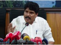 ഓണത്തിന് ഹോർട്ടികോർപ്പിന്റെയും വിഎഫ് പി സികെയുടെയും നേതൃത്വത്തിൽ സംസ്ഥാനത്തുടനീളം 2000 ഓണച്ചന്തകൾ ആരംഭിക്കുമെന്ന് കൃഷി വകുപ്പ് മന്ത്രി ടി സിദ്ധിഖ്