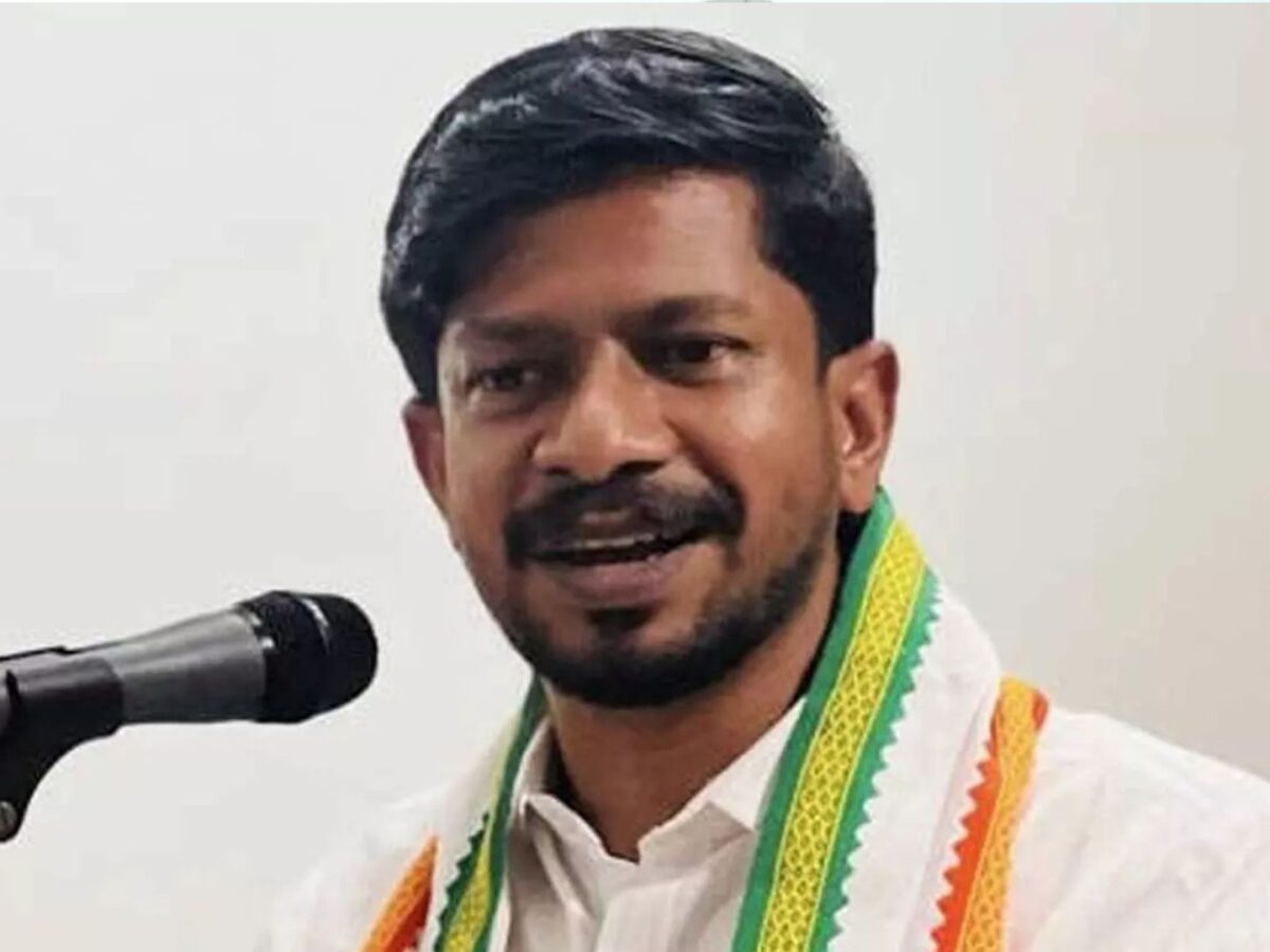 സ്കൂൾ കായികമേളയുടെ വേദി കണ്ണൂരിൽ നിന്ന് കോഴിക്കോട്ടേക്ക് മാറ്റിയ സംഭവത്തിൽ വിശദീകരണവുമായി കായിക മന്ത്രി