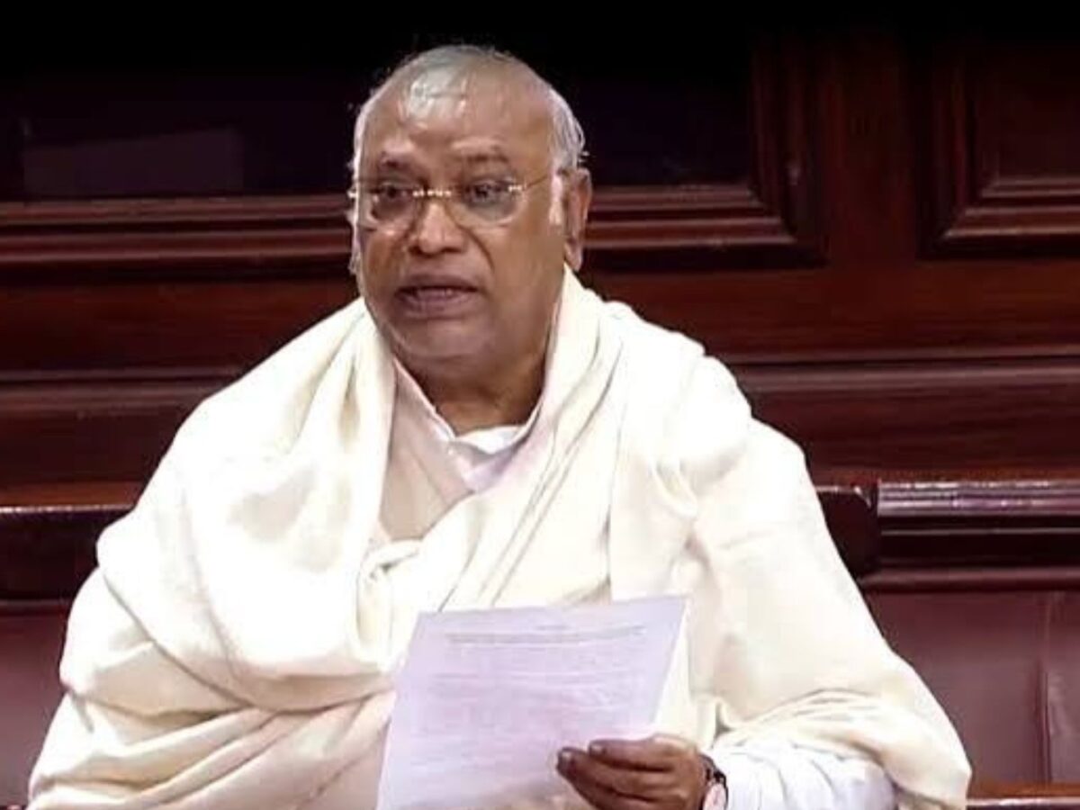 മല്ലികാർജുൻ ഖർഗെ രാജ്യസഭയിലെ പ്രതിപക്ഷ നേതാവായി തുടരും