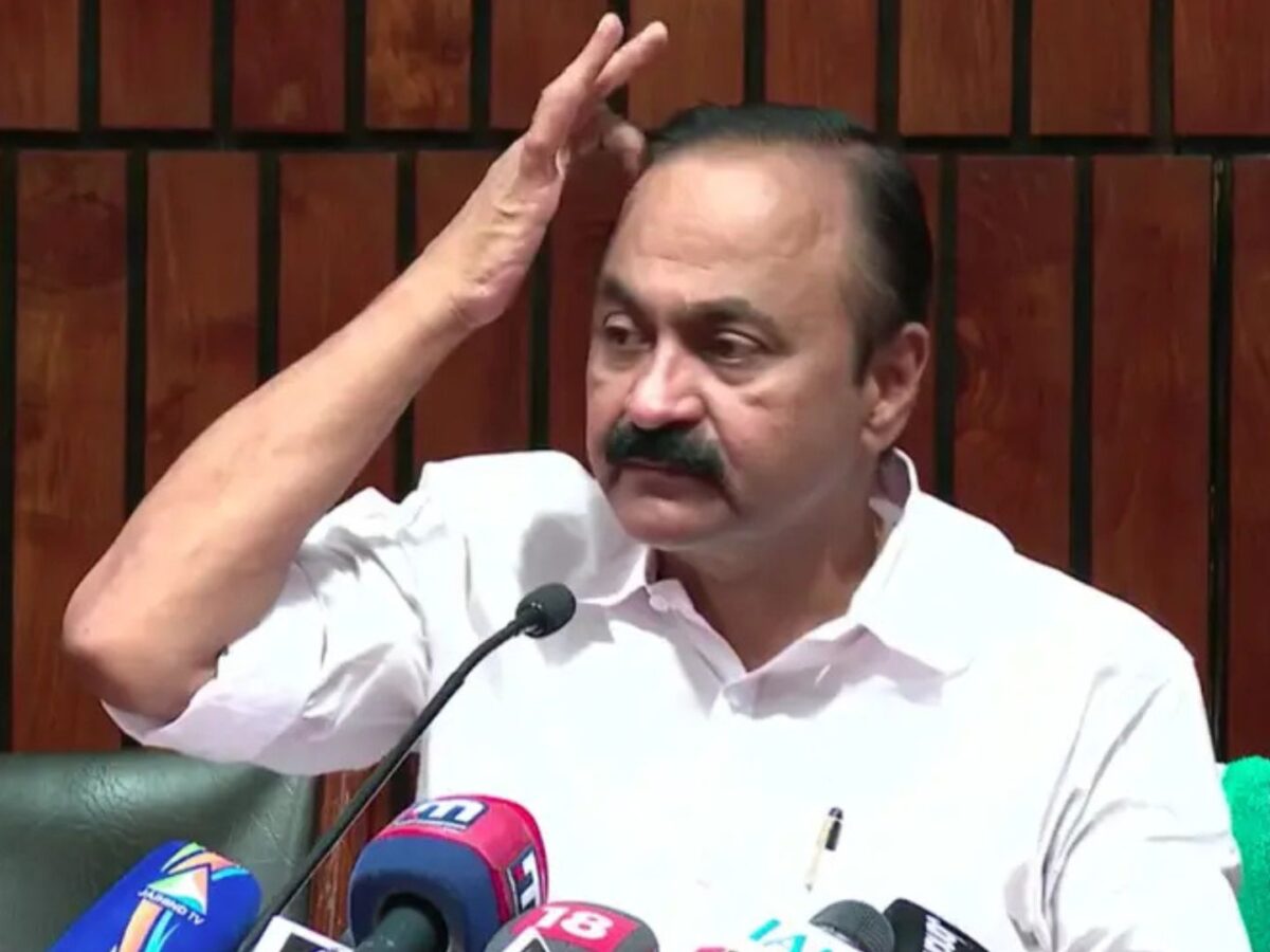 ഇടുക്കിയില്‍ മാധ്യമങ്ങളോട് ക്ഷുഭിതനായി മുഖ്യമന്ത്രി
