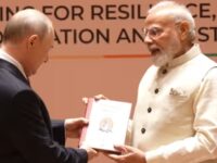 ബ്രി‌ക്‌സ് ഉച്ചകോടിക്ക് മുന്നോടിയായി റഷ്യൻ പ്രസിഡൻ്റ് വ്ലാദിമിർ പുടിനുമായി പ്രധാനമന്ത്രി നരേന്ദ്ര മോദി കൂടിക്കാഴ്ച നടത്തി