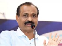 സിനിമ തിയേറ്ററുകൾ ആഹാര സാധനങ്ങൾക്ക് അമിതവില ഈടാക്കുന്നതിനെതിരെ തിരുവനന്തപുരം മേയർ വി വി രാജേഷ്