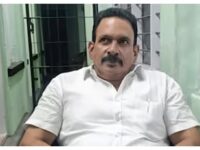 മുഖ്യമന്ത്രിയെ വഴിയിൽ തടഞ്ഞ കേസിൽ ചേന്തി അനിലിന് ജാമ്യം