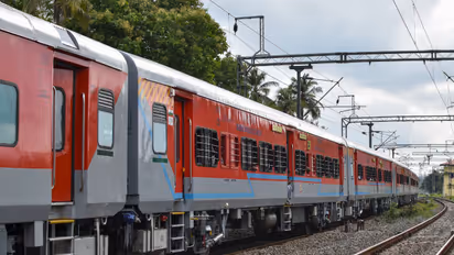 w 412h 232croprect 1x0x1278x718imgid 01m2qb65m8hnf0s5gfwftf5ny9imgname parasuram express lhb coach 1789637367431
