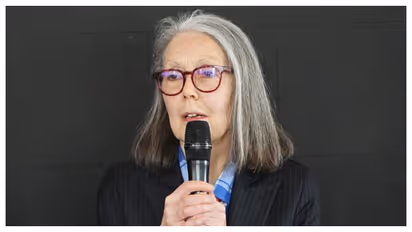 w 412h 232croprect 0x1x1280x719imgid 01m4dm4xd2a8x2kp7f44j14p2eimgname anne carson 1791458702754