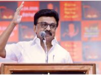 എസ്. ഐ. ആറിനും മുഖ്യ തെരഞ്ഞെടുപ്പ് കമ്മീഷണർ ഗ്യാനേഷ് കുമാറിനുമെതിരെ കോക്ക്റോച്ച് ജനതാ പാർട്ടിയുടെ നേതൃത്വത്തിൽ നടക്കുന്ന പ്രക്ഷോഭങ്ങൾക്ക് ഡി എം കെയുടെ പൂർണ്ണ പിന്തുണ